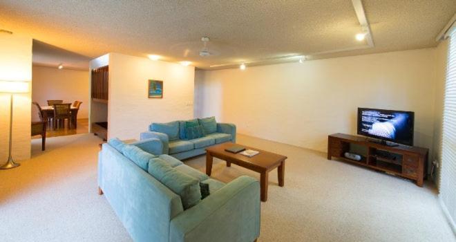 Andari Holiday Apartments Sunshine Beach Exterior foto